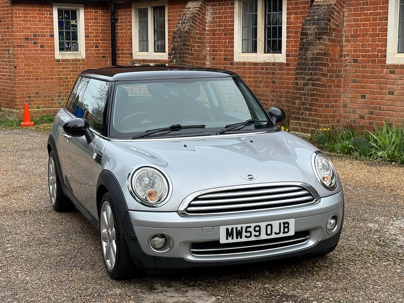 MINI Hatch 1.6 Cooper Hatchback 3dr Petrol Manual Euro 4 (120 ps) - U10003844