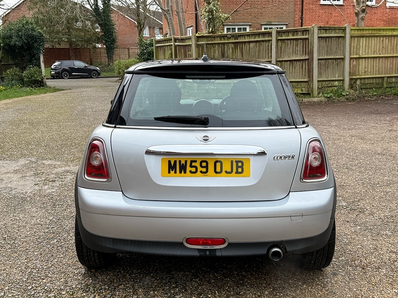 MINI Hatch 1.6 Cooper Hatchback 3dr Petrol Manual Euro 4 (120 ps) - U10003844