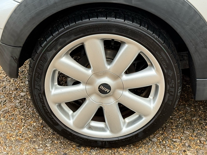 MINI Hatch 1.6 Cooper Hatchback 3dr Petrol Manual Euro 4 (120 ps) - U10003844