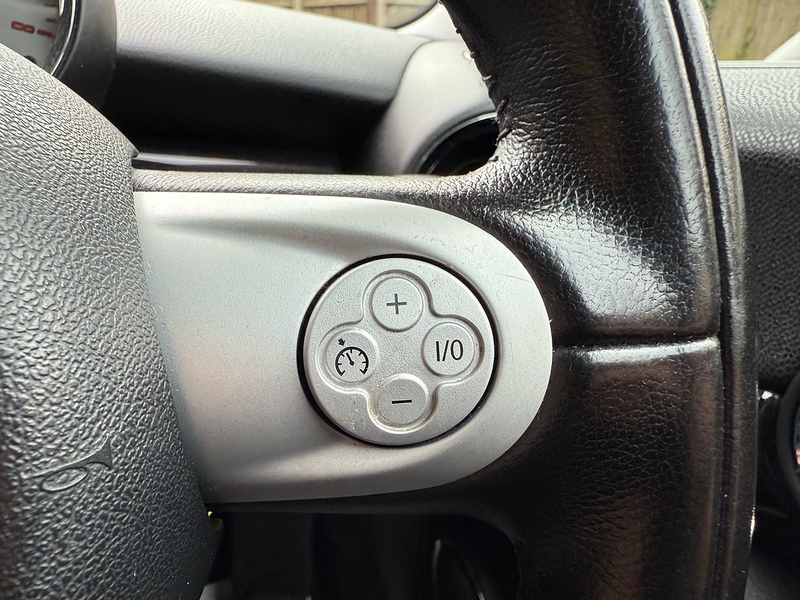 MINI Hatch 1.6 Cooper Hatchback 3dr Petrol Manual Euro 4 (120 ps) - U10003844