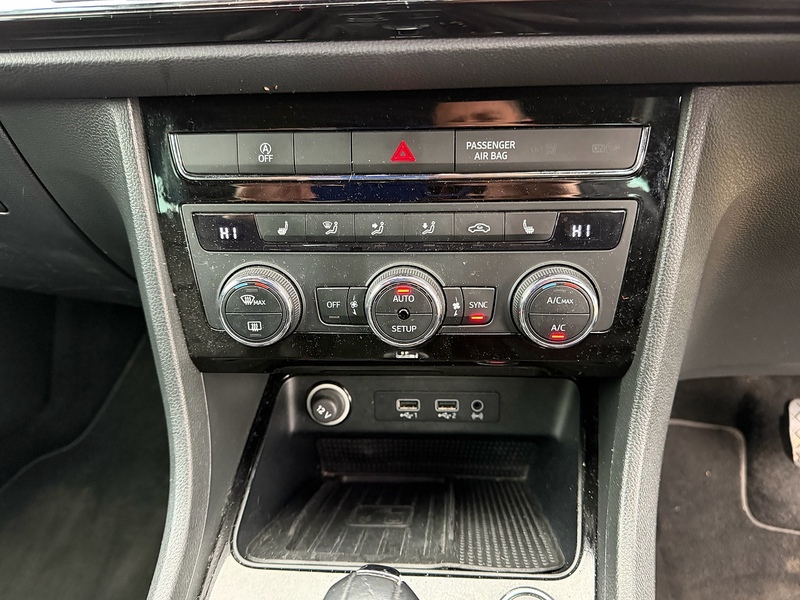 SEAT Ateca 2.0 TDI XCELLENCE SUV 5dr Diesel DSG 4Drive Euro 6 (s/s) (190 ps) - U10003845