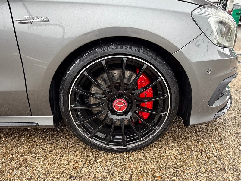 Mercedes-Benz A Class 2.0 A45 AMG Hatchback 5dr Petrol SpdS DCT 4MATIC Euro 6 (s/s) (360 ps) - U10003847