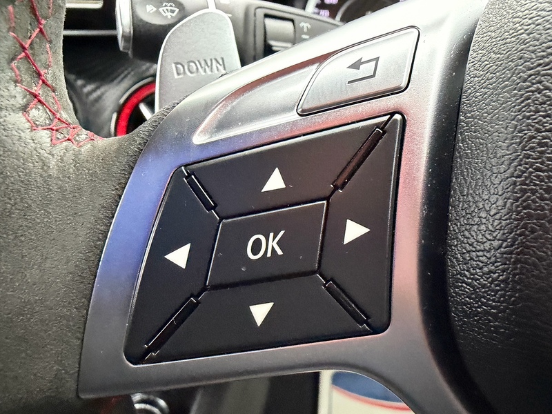 Mercedes-Benz A Class 2.0 A45 AMG Hatchback 5dr Petrol SpdS DCT 4MATIC Euro 6 (s/s) (360 ps) - U10003847