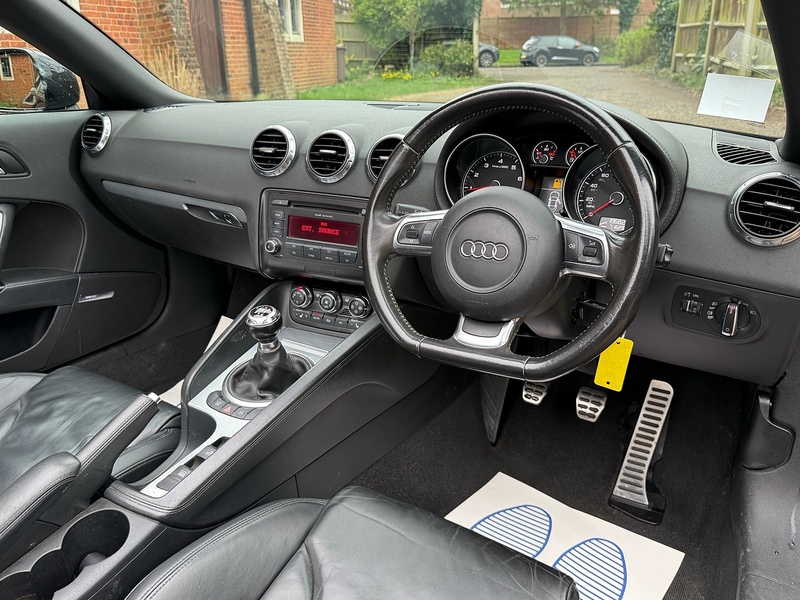 Audi TT 2.0 TFSI Roadster 2dr Petrol Manual Euro 4 (200 ps) - U10003850