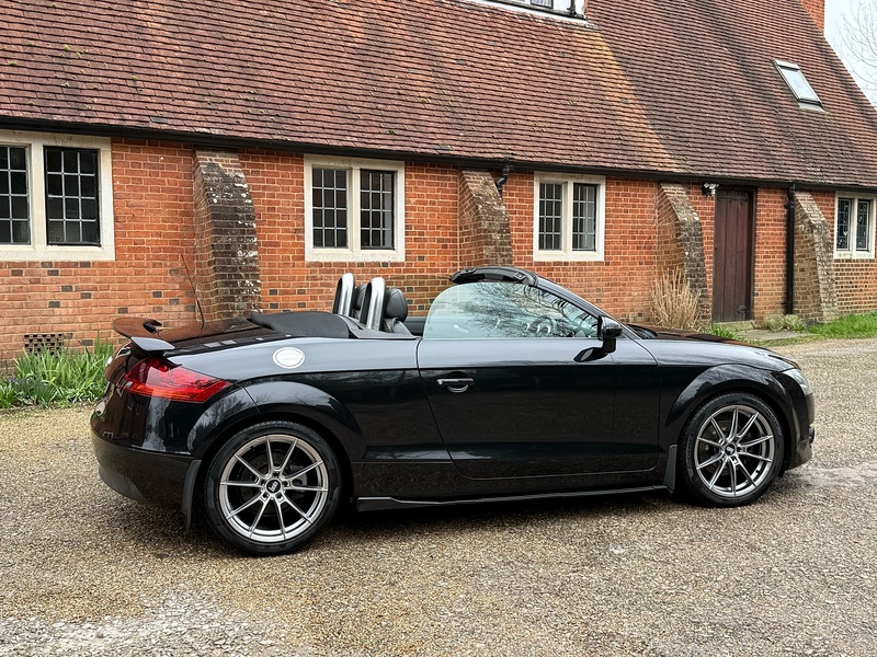 Audi TT 2.0 TFSI Roadster 2dr Petrol Manual Euro 4 (200 ps) - U10003850