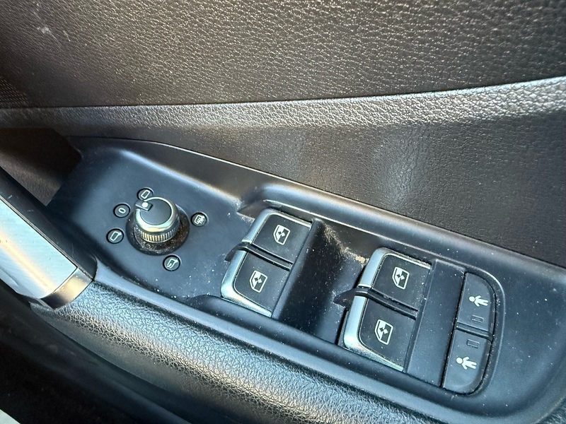 Audi Q2 1.6 TDI 30 Sport SUV 5dr Diesel S Tronic Euro 6 (s/s) (116 ps) - U10003852