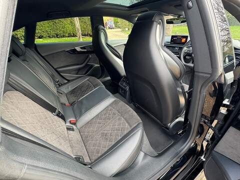 Audi RS5 2.9 TFSI V6 Sport Edition Sportback 5dr Petrol Tiptronic quattro Euro 6 (s/s) (450 ps) - U10003854