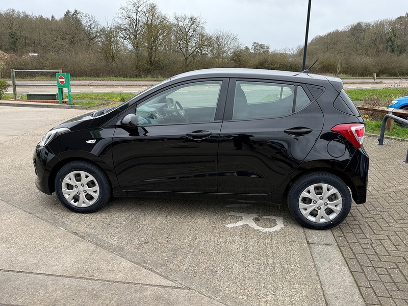Hyundai i10 1.0 SE Hatchback 5dr Petrol Manual Euro 5 (66 ps) - U10003855