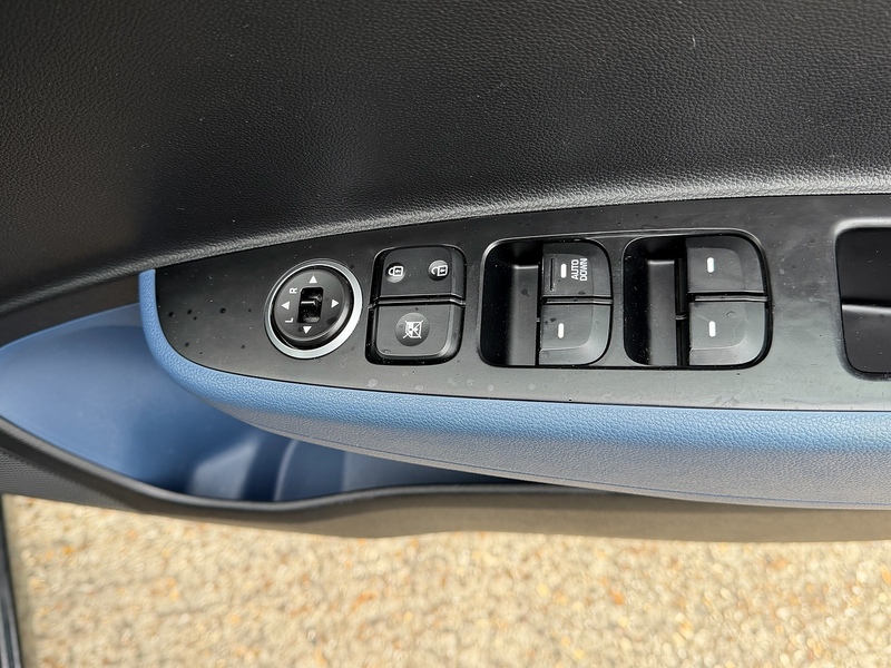 Hyundai i10 1.0 SE Hatchback 5dr Petrol Manual Euro 5 (66 ps) - U10003855