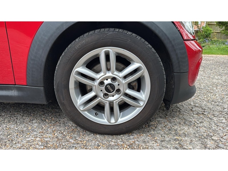 MINI Clubman 1.6 Cooper Euro 5 (s/s) 5dr - U10003857
