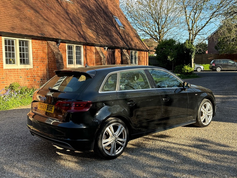 Audi A3 1.4 TFSI S line Sportback 5dr Petrol Manual Euro 6 (s/s) (125 ps) - U10003859