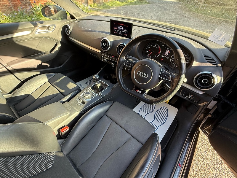 Audi A3 1.4 TFSI S line Sportback 5dr Petrol Manual Euro 6 (s/s) (125 ps) - U10003859