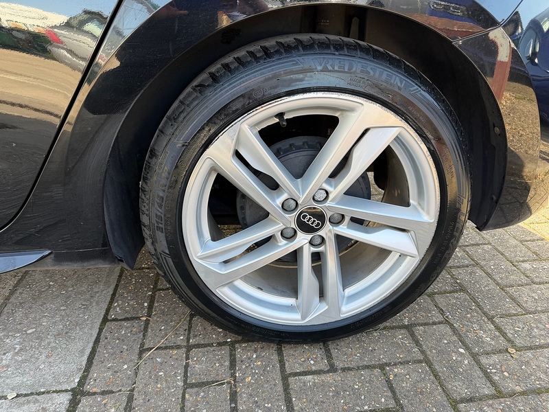 Audi A1 1.0 TFSI 25 S line Sportback 5dr Petrol S Tronic Euro 6 (s/s) (95 ps) - U10003861