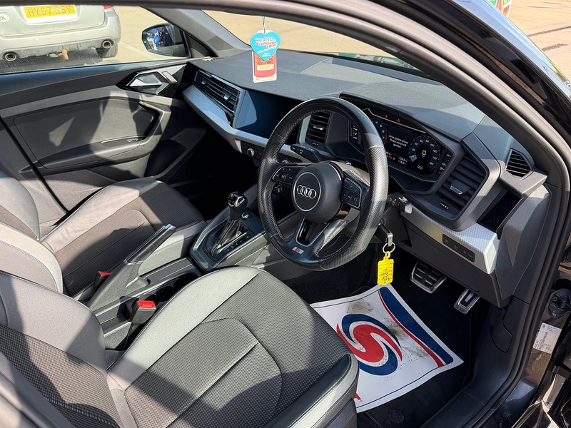 Audi A1 1.0 TFSI 25 S line Sportback 5dr Petrol S Tronic Euro 6 (s/s) (95 ps) - U10003861