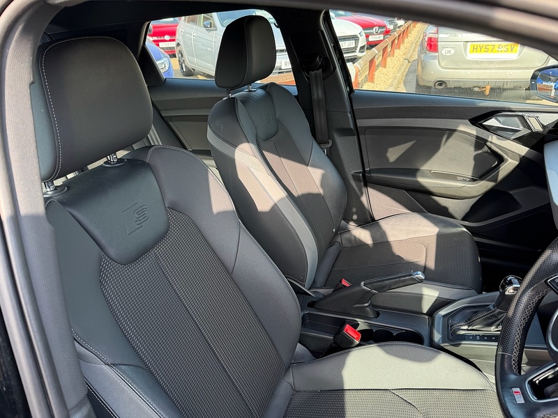 Audi A1 1.0 TFSI 25 S line Sportback 5dr Petrol S Tronic Euro 6 (s/s) (95 ps) - U10003861