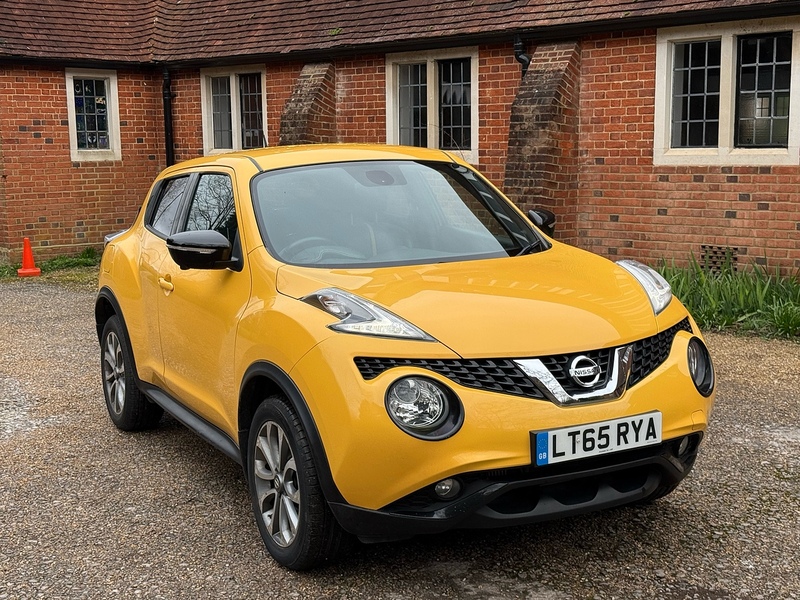 Nissan Juke 1.2 DIG-T Tekna SUV 5dr Petrol Manual Euro 5 (s/s) Euro 5 (115 ps) - U10003863