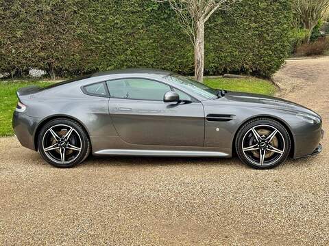 Aston Martin Vantage 4.7 V8 S Coupe 2dr Petrol Sportshift Euro 6 (430 bhp) - U10003864