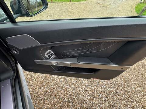 Aston Martin Vantage 4.7 V8 S Coupe 2dr Petrol Sportshift Euro 6 (430 bhp) - U10003864