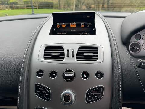 Aston Martin Vantage 4.7 V8 S Coupe 2dr Petrol Sportshift Euro 6 (430 bhp) - U10003864