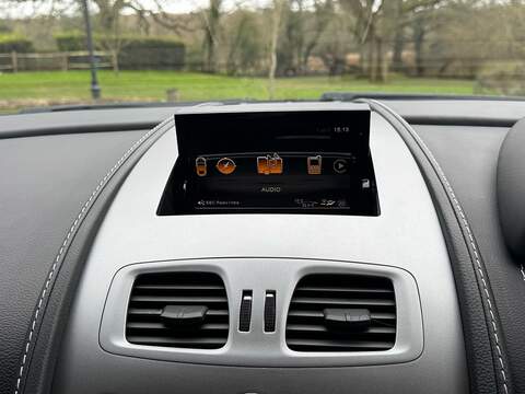 Aston Martin Vantage 4.7 V8 S Coupe 2dr Petrol Sportshift Euro 6 (430 bhp) - U10003864