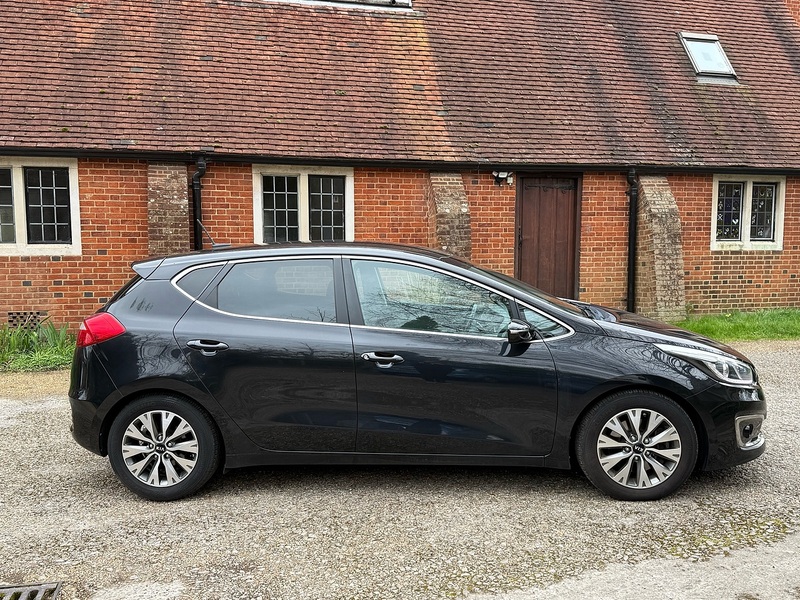 Kia Ceed 1.6 CRDi 3 Hatchback 5dr Diesel Manual Euro 6 (s/s) (134 bhp) - U10003869