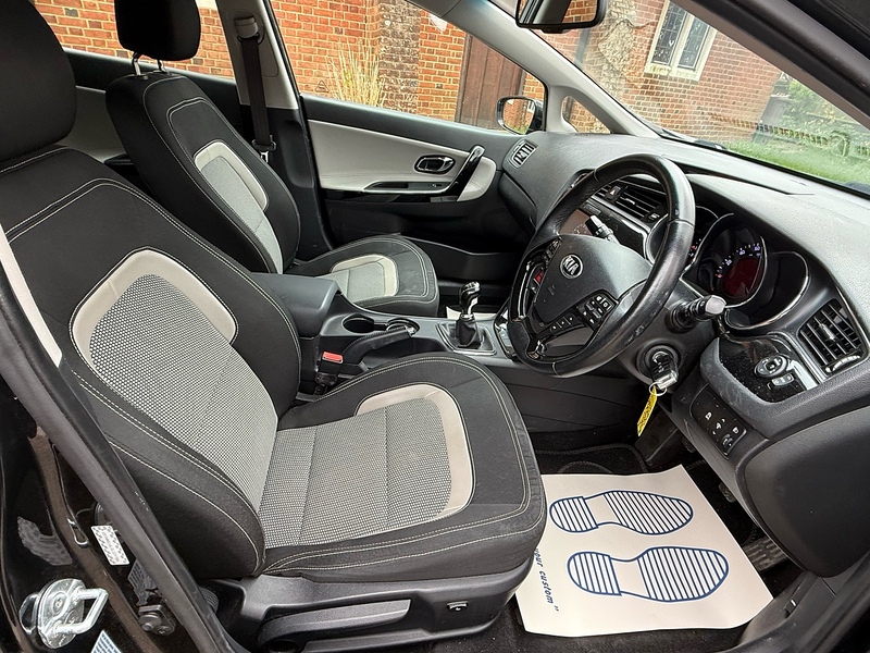 Kia Ceed 1.6 CRDi 3 Hatchback 5dr Diesel Manual Euro 6 (s/s) (134 bhp) - U10003869