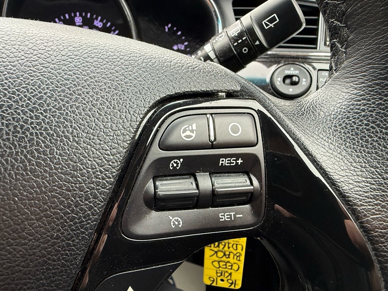 Kia Ceed 1.6 CRDi 3 Hatchback 5dr Diesel Manual Euro 6 (s/s) (134 bhp) - U10003869