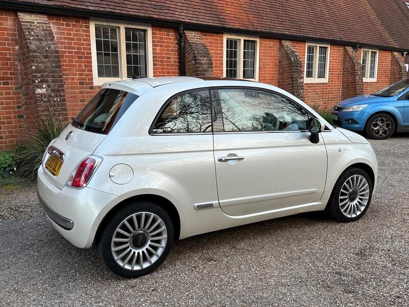 Fiat 500 1.2 Lounge Hatchback 3dr Petrol Manual Euro 4 (69 bhp) - U10003870