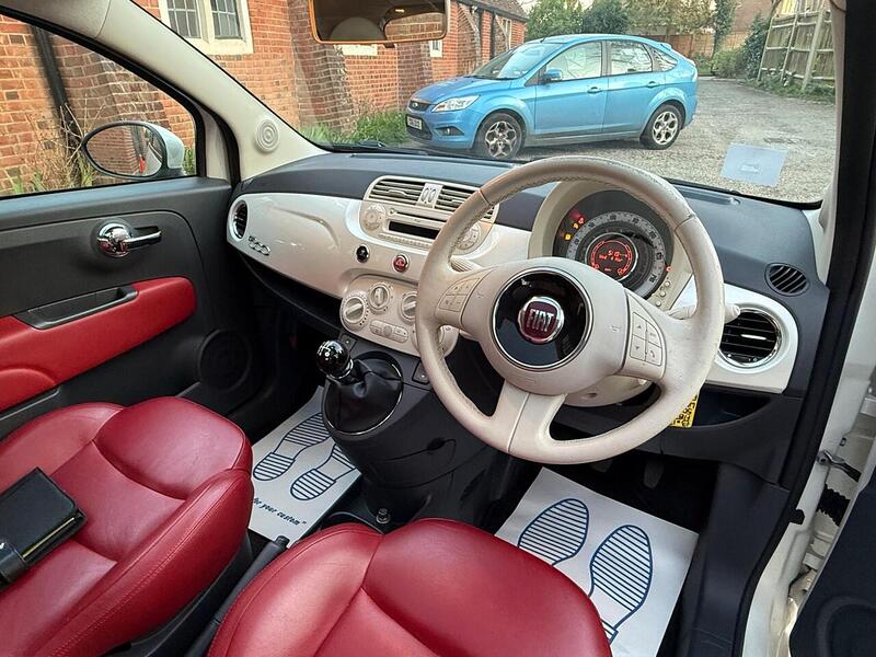 Fiat 500 1.2 Lounge Hatchback 3dr Petrol Manual Euro 4 (69 bhp) - U10003870