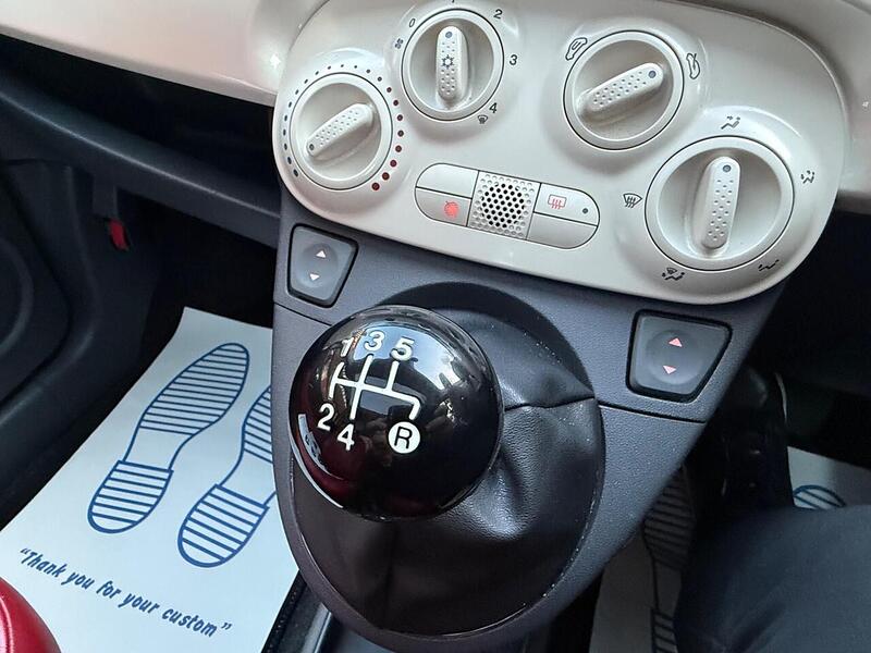 Fiat 500 1.2 Lounge Hatchback 3dr Petrol Manual Euro 4 (69 bhp) - U10003870