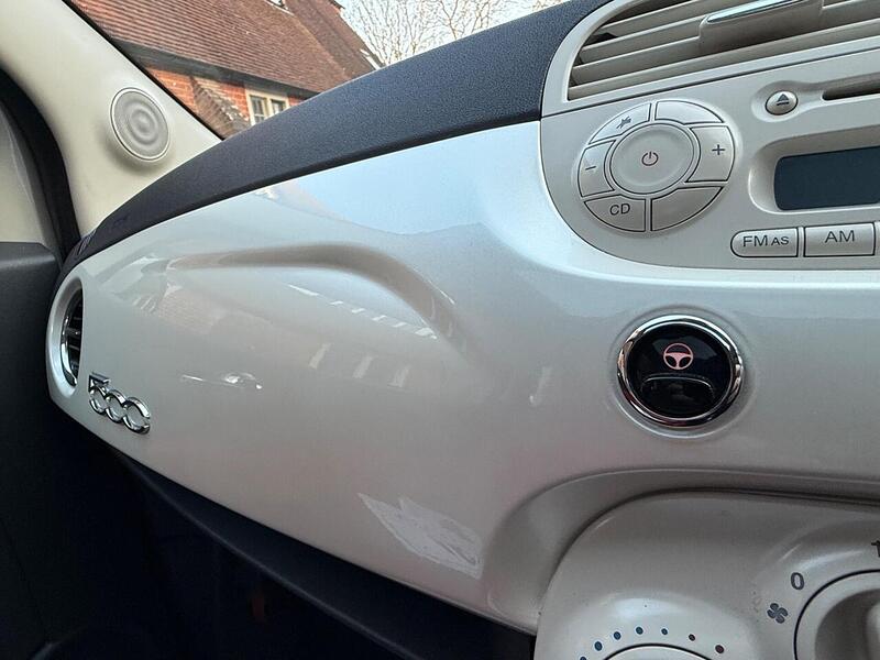 Fiat 500 1.2 Lounge Hatchback 3dr Petrol Manual Euro 4 (69 bhp) - U10003870