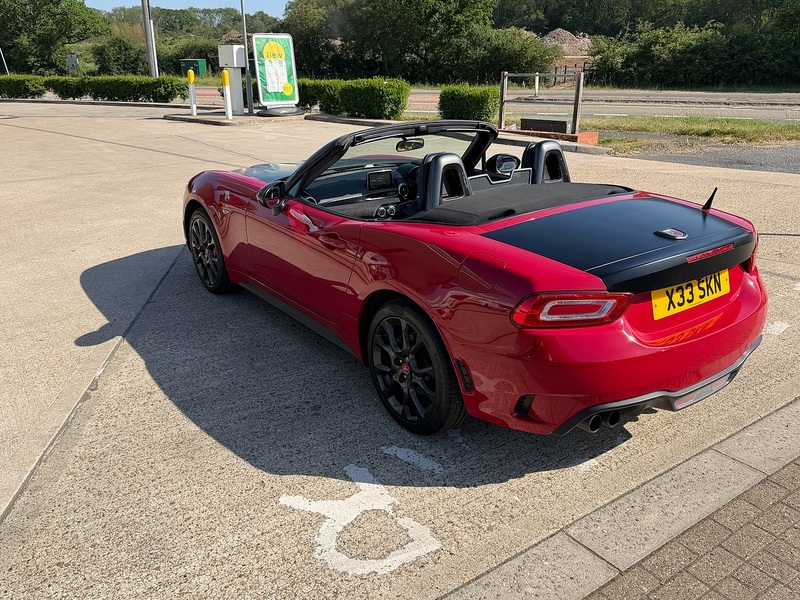 Abarth 124 Spider 1.4 MultiAir Convertible 2dr Petrol Auto Euro 6 (170 ps) - U10003876