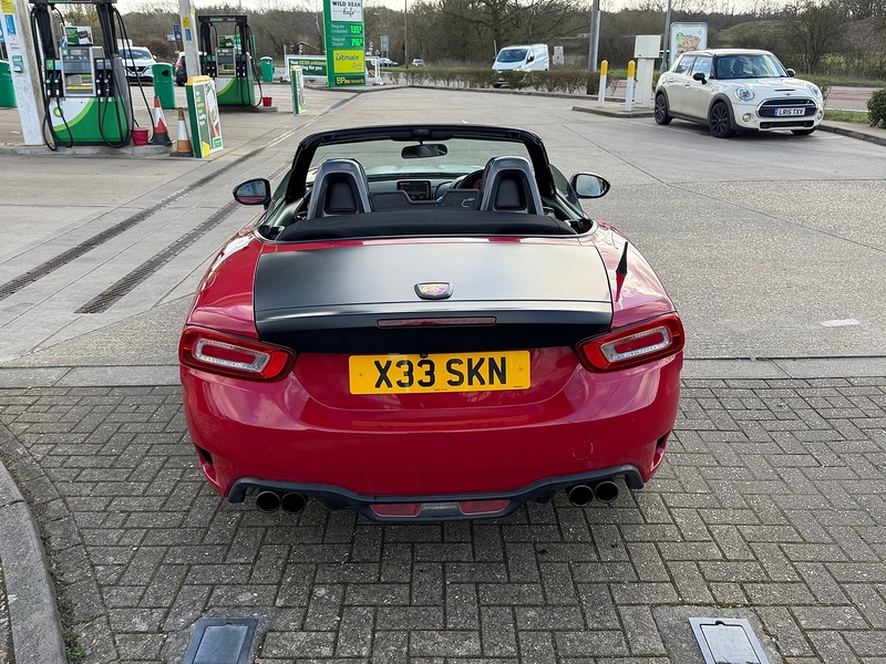Abarth 124 Spider 1.4 MultiAir Convertible 2dr Petrol Auto Euro 6 (170 ps) - U10003876