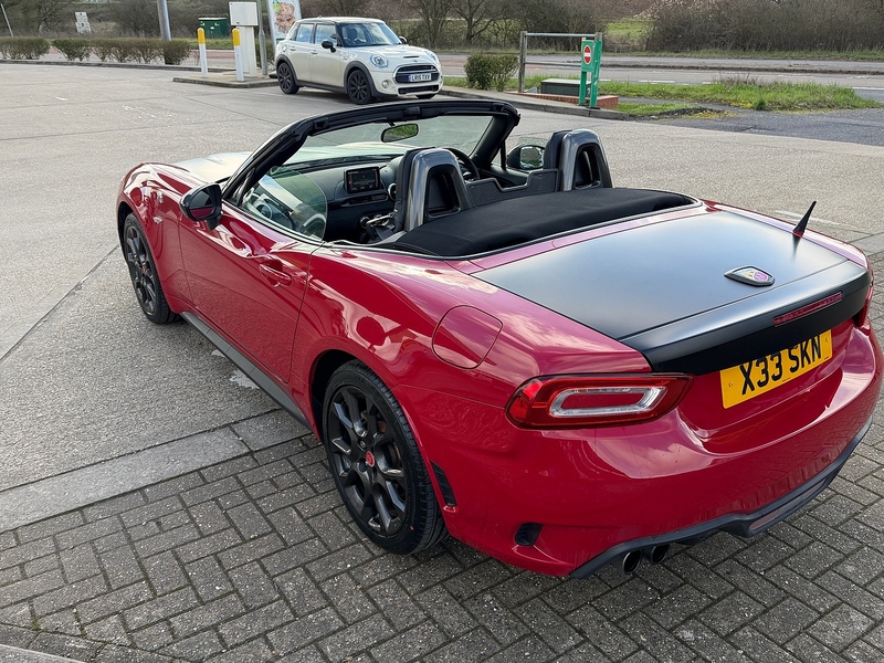 Abarth 124 Spider 1.4 MultiAir Convertible 2dr Petrol Auto Euro 6 (170 ps) - U10003876
