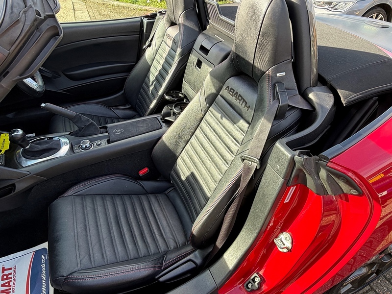 Abarth 124 Spider 1.4 MultiAir Convertible 2dr Petrol Auto Euro 6 (170 ps) - U10003876