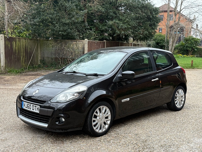 Renault Clio 1.2 TCe Dynamique TomTom Hatchback 3dr Petrol Manual Euro 5 (100 ps) - U10003877