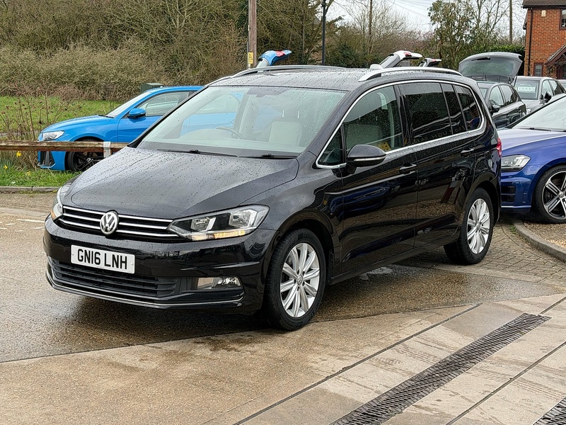 Volkswagen Touran 2.0 TDI BlueMotion Tech SEL MPV 5dr Diesel DSG Euro 6 (s/s) (150 ps) - U10003878