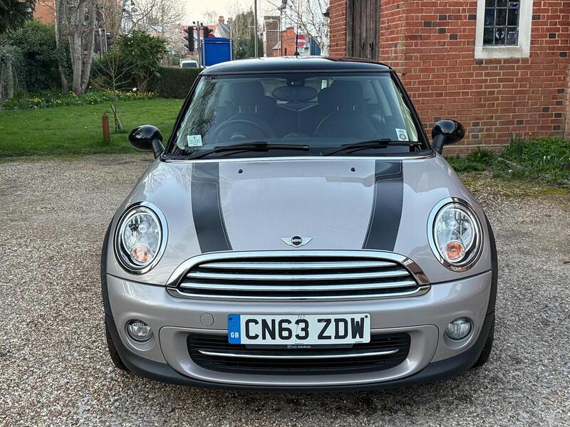 MINI Hatch 1.6 Cooper Baker Street Hatchback 3dr Petrol Manual Euro 6 (s/s) (122 ps) - U10003879