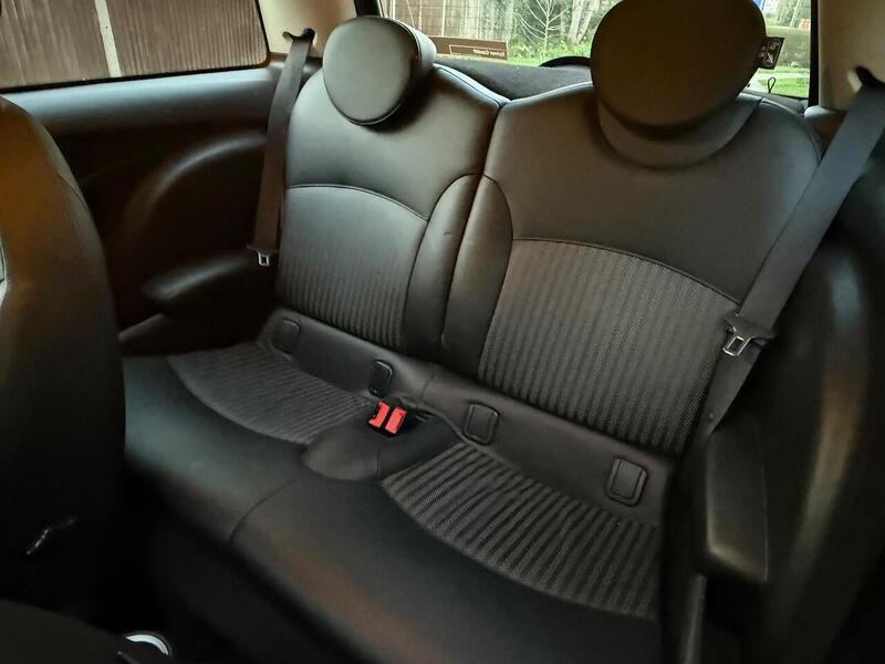 MINI Hatch 1.6 Cooper Baker Street Hatchback 3dr Petrol Manual Euro 6 (s/s) (122 ps) - U10003879