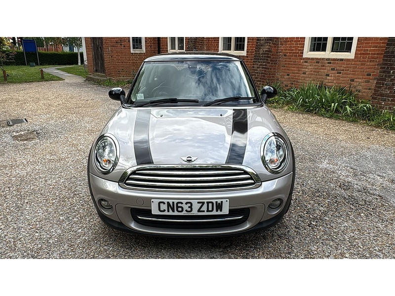 MINI Hatch 1.6 Cooper Baker Street Hatchback 3dr Petrol Manual Euro 6 (s/s) (122 ps) - U10003879