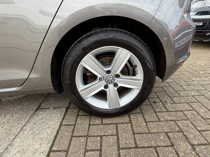 Volkswagen Golf 1.4 TSI BlueMotion Tech Match Hatchback 5dr Petrol DSG Euro 5 (s/s) (122 ps) - U10003881