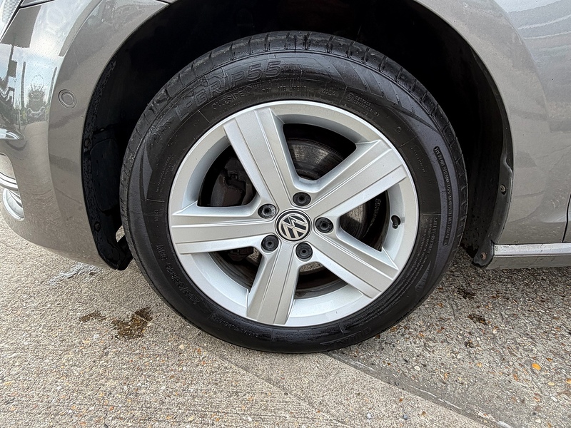 Volkswagen Golf 1.4 TSI BlueMotion Tech Match Hatchback 5dr Petrol DSG Euro 5 (s/s) (122 ps) - U10003881