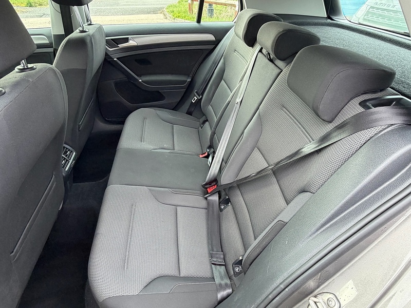 Volkswagen Golf 1.4 TSI BlueMotion Tech Match Hatchback 5dr Petrol DSG Euro 5 (s/s) (122 ps) - U10003881