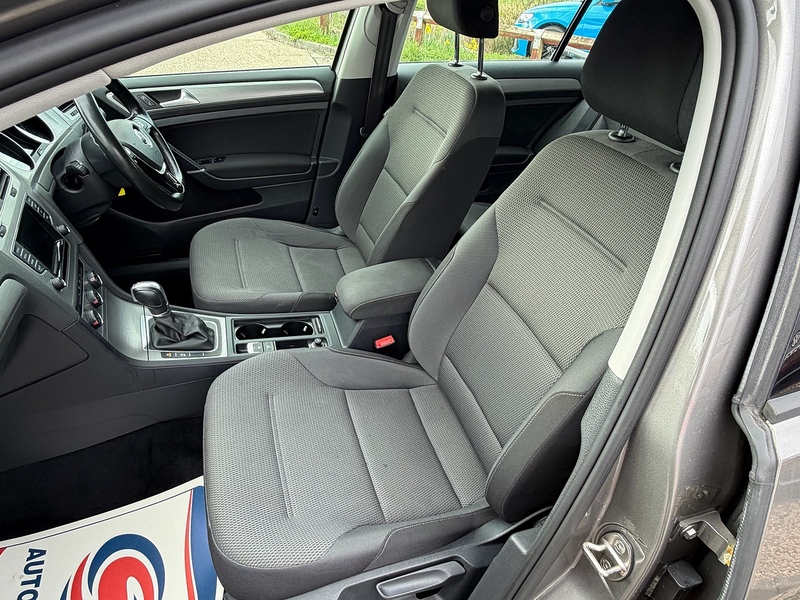 Volkswagen Golf 1.4 TSI BlueMotion Tech Match Hatchback 5dr Petrol DSG Euro 5 (s/s) (122 ps) - U10003881