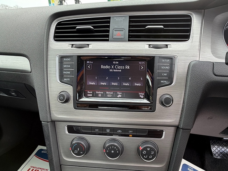 Volkswagen Golf 1.4 TSI BlueMotion Tech Match Hatchback 5dr Petrol DSG Euro 5 (s/s) (122 ps) - U10003881