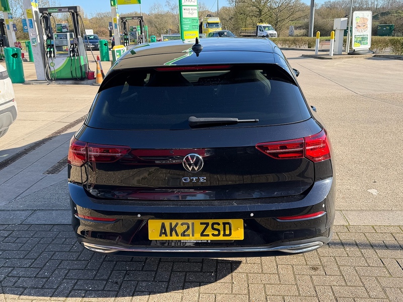 Volkswagen Golf Golf GTE Hatchback 1 Automatic Petrol Plug-in Hybrid - U10003882