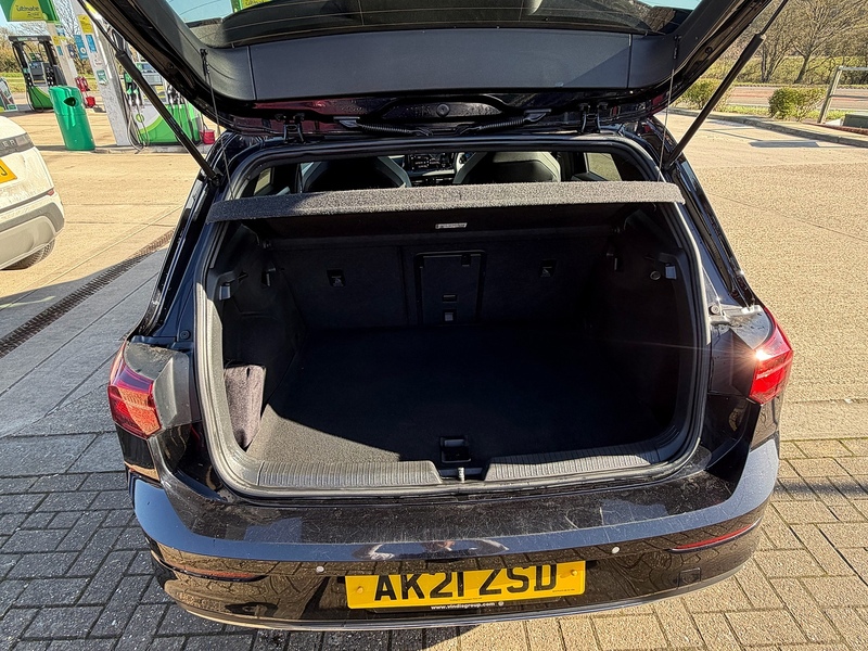 Volkswagen Golf Golf GTE Hatchback 1 Automatic Petrol Plug-in Hybrid - U10003882