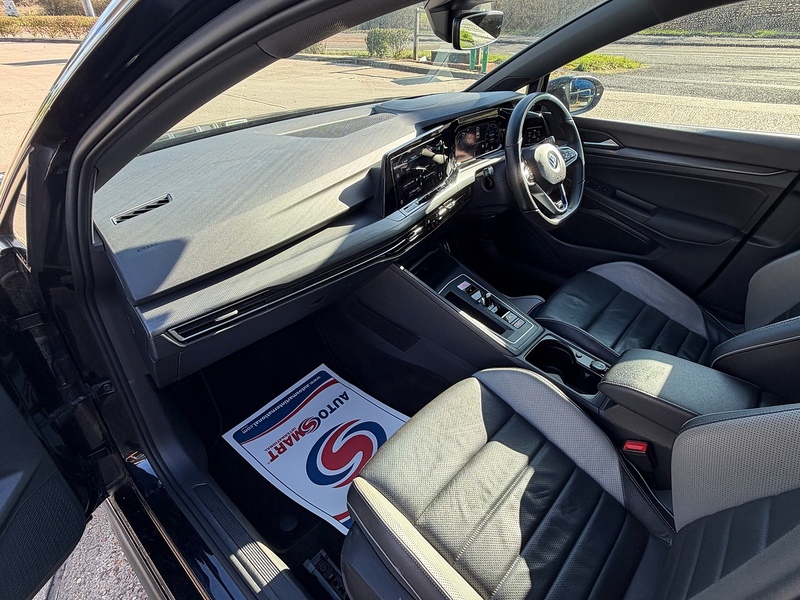 Volkswagen Golf Golf GTE Hatchback 1 Automatic Petrol Plug-in Hybrid - U10003882