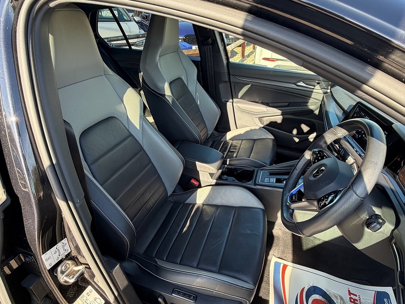 Volkswagen Golf Golf GTE Hatchback 1 Automatic Petrol Plug-in Hybrid - U10003882