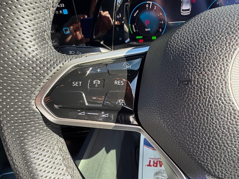 Volkswagen Golf Golf GTE Hatchback 1 Automatic Petrol Plug-in Hybrid - U10003882